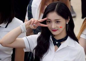 爱豆吃瓜娱乐酱周洁琼,爱豆吃瓜娱乐酱的甜蜜生活揭秘