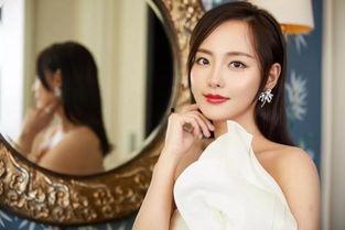 张嘉倪娱乐吃瓜,揭秘明星幕后故事