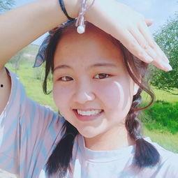 进娱乐圈吃瓜却红了,娱乐圈“吃瓜”达人意外走红